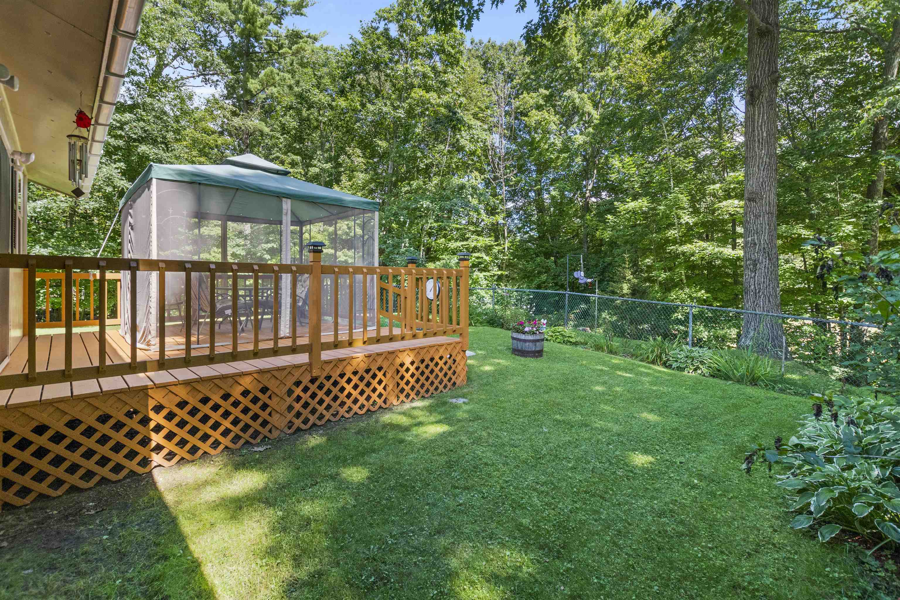 66 Pace Road Pownal, VT 05201 - Photo 9 of 40
