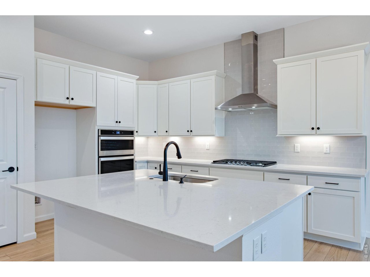 434 Buckskin Road Berthoud, CO 80513 - Photo 8 of 50