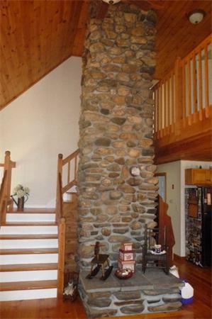 60 Monson Turnpike Road Petersham, MA 01366 - Photo 7 of 24