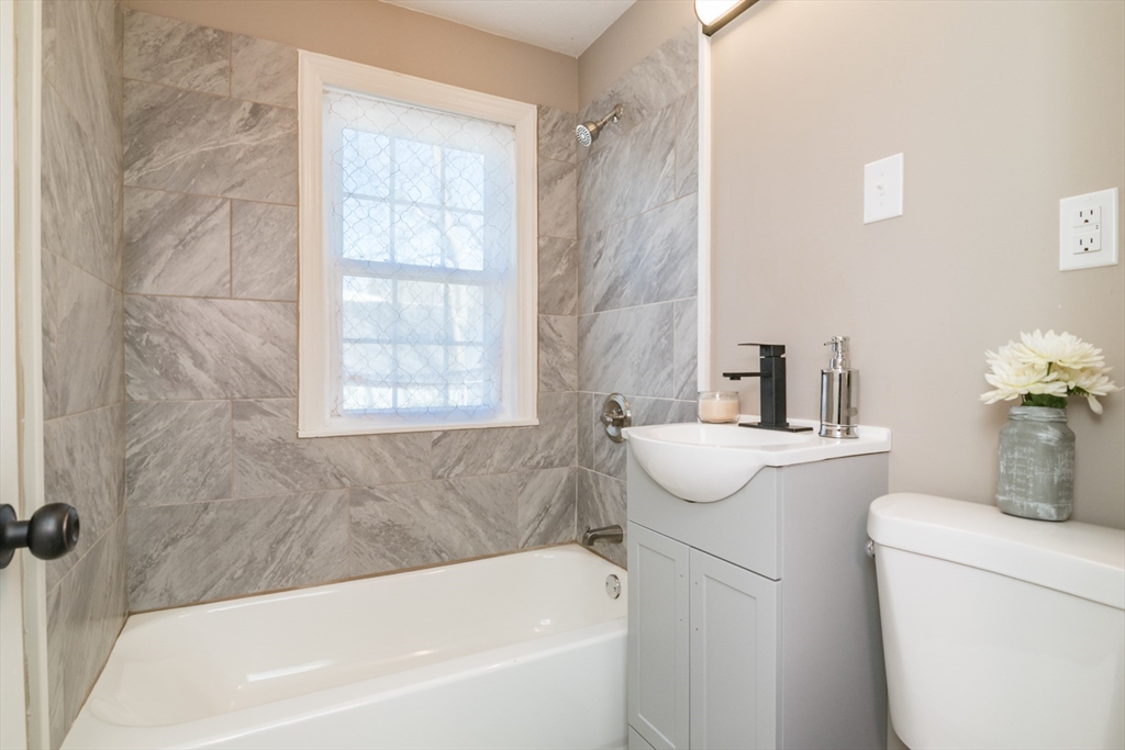 115 West Allen Ridge Road Springfield, MA 01118 - Photo 22 of 30 Gallery Image 22