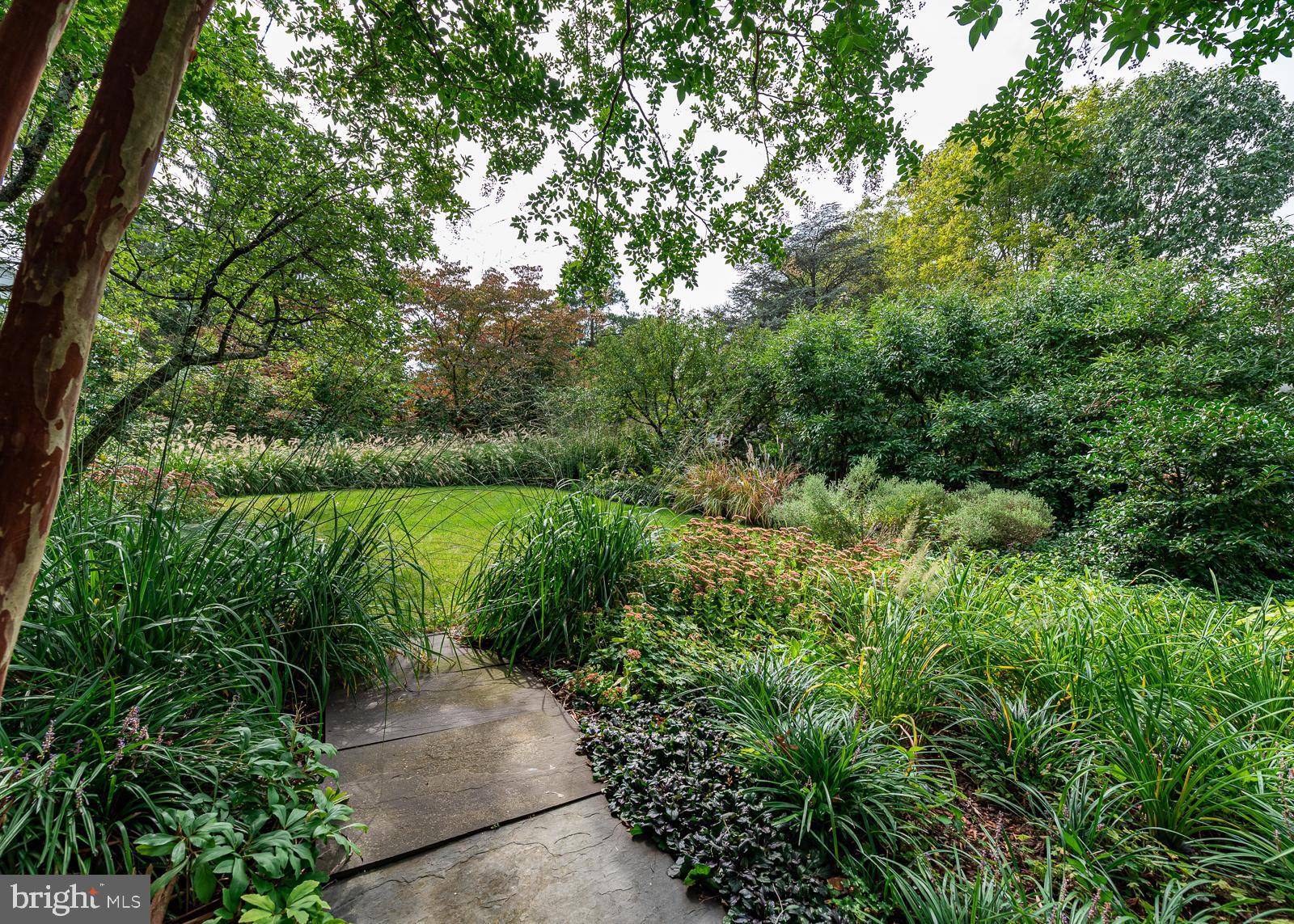 5719 Ridgedale Road Baltimore, MD 21209 - Photo 29 of 35 Beautifu Hardscape
