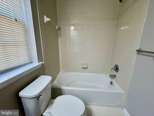 $3,350 | 18322 Woodhouse Lane, Germantown, MD 20874