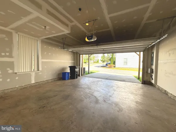 $3,350 | 18322 Woodhouse Lane, Germantown, MD 20874