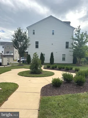 $3,350 | 18322 Woodhouse Lane, Germantown, MD 20874