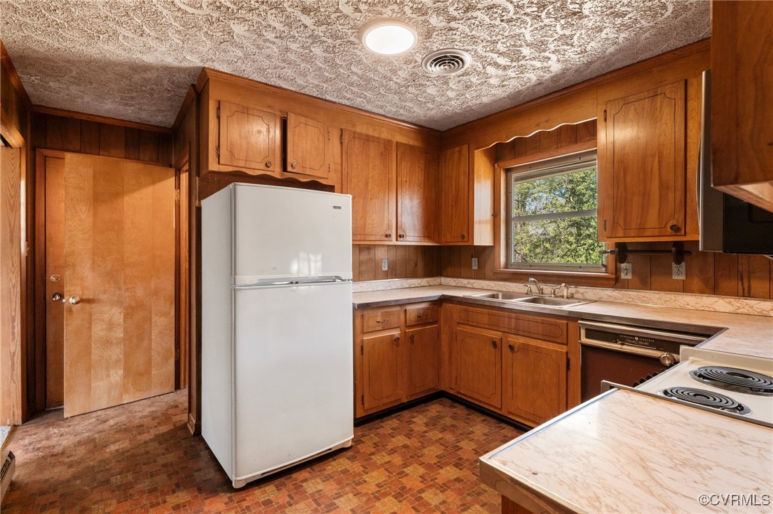 518 Bermuda Hundred Road Chester, VA 23836 - Photo 10 of 30