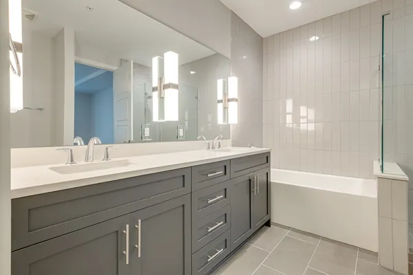 a view of a kitchen and dining room