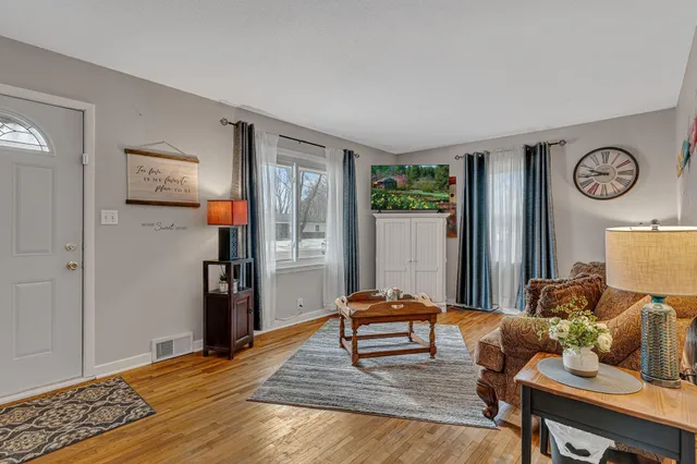 $205,000 | 801 Olena Avenue Southeast, Willmar, MN 56201