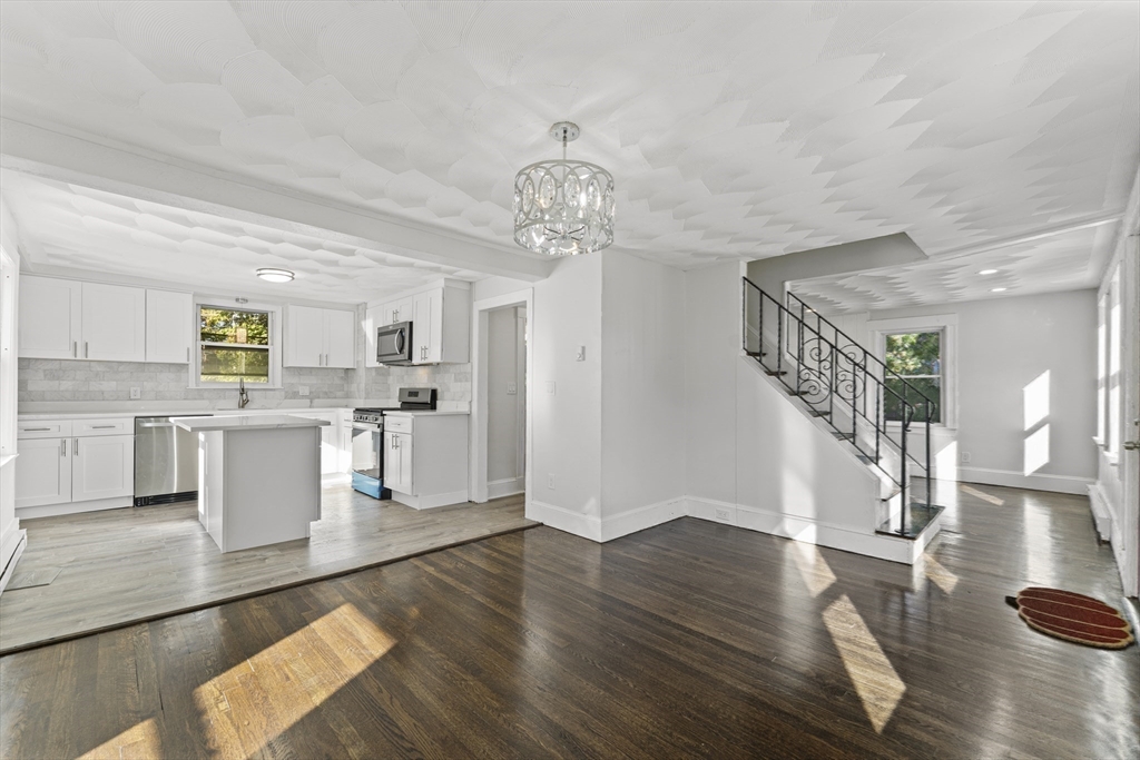 33 Vesey Road Randolph, MA 02368 - Photo 13 of 29