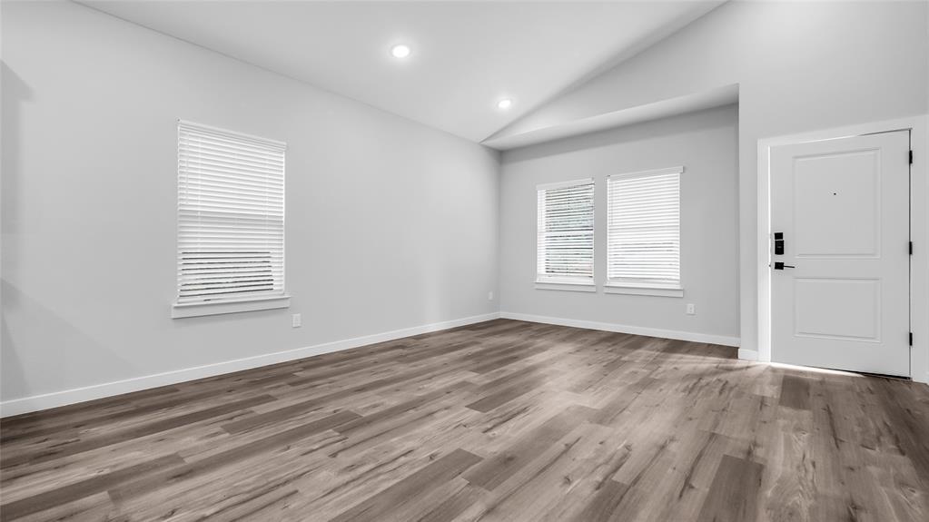 716 East Chestnut Street Denison, TX 75021 - Photo 10 of 26
