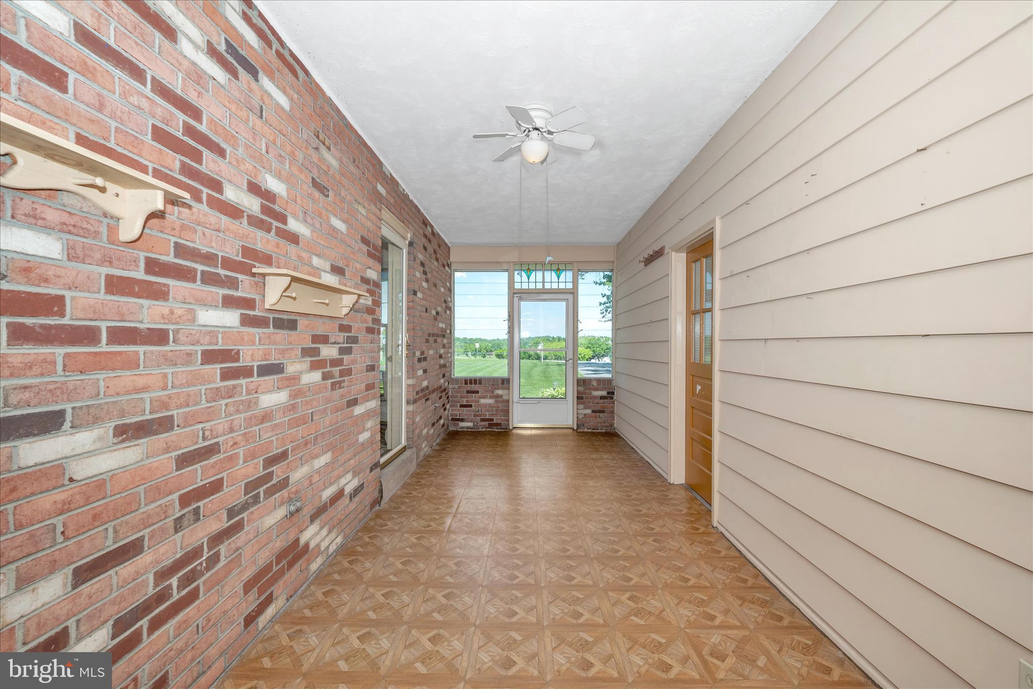 3403 Kemptown Church Road Monrovia, MD 21770 - Photo 16 of 68 Breezeway