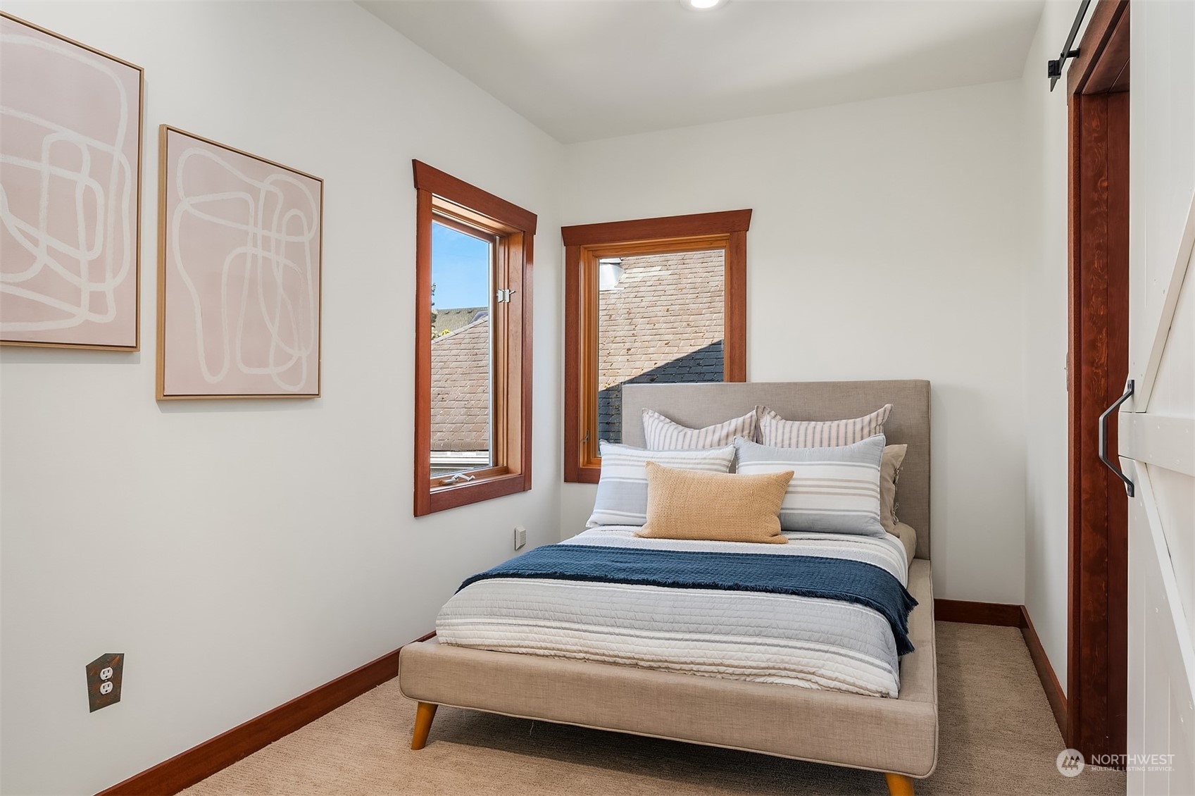 2332 North 64th Street Seattle, WA 98103 - Photo 24 of 40 Gallery Image 24