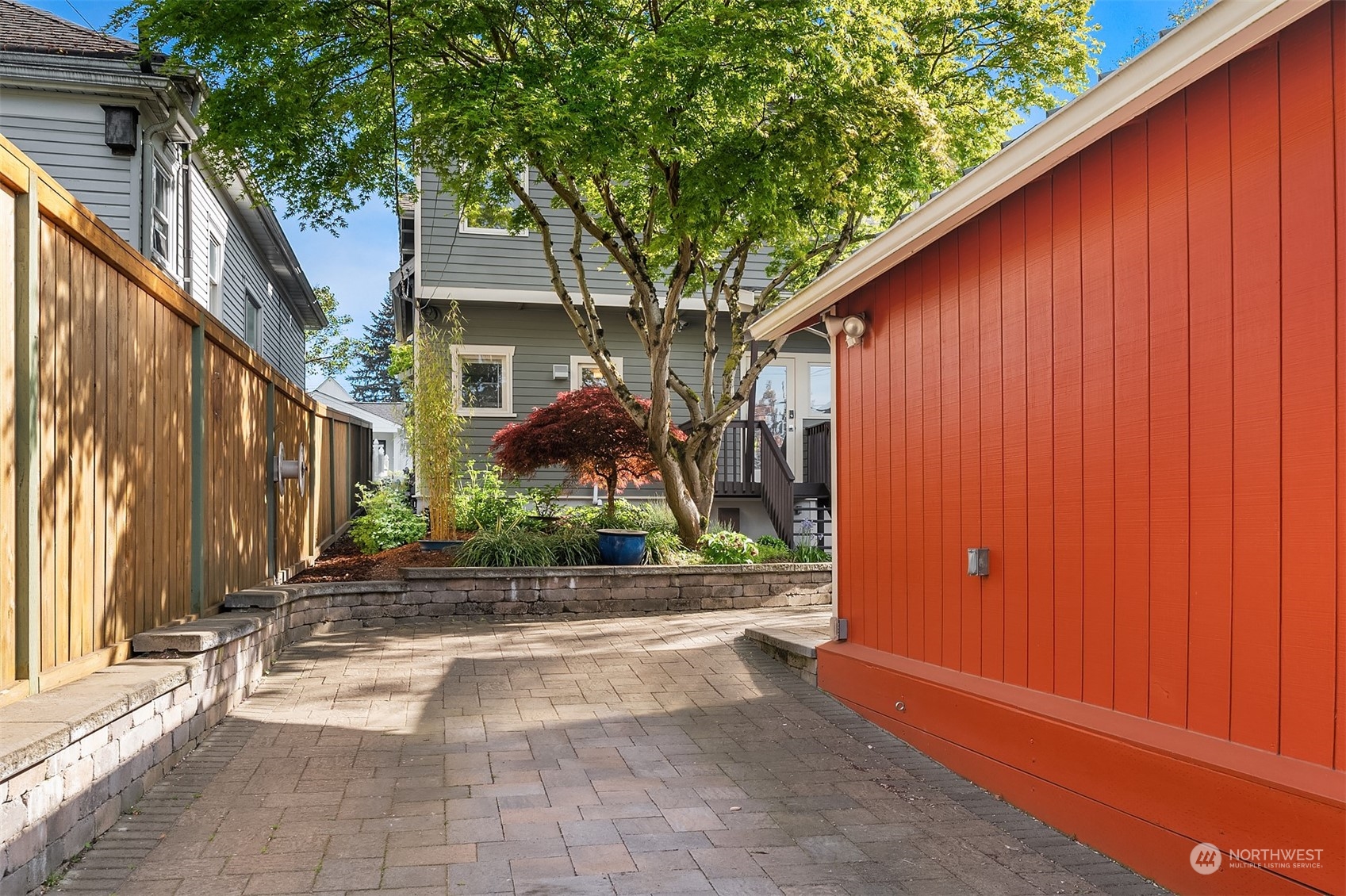 2332 North 64th Street Seattle, WA 98103 - Photo 33 of 40 Gallery Image 33