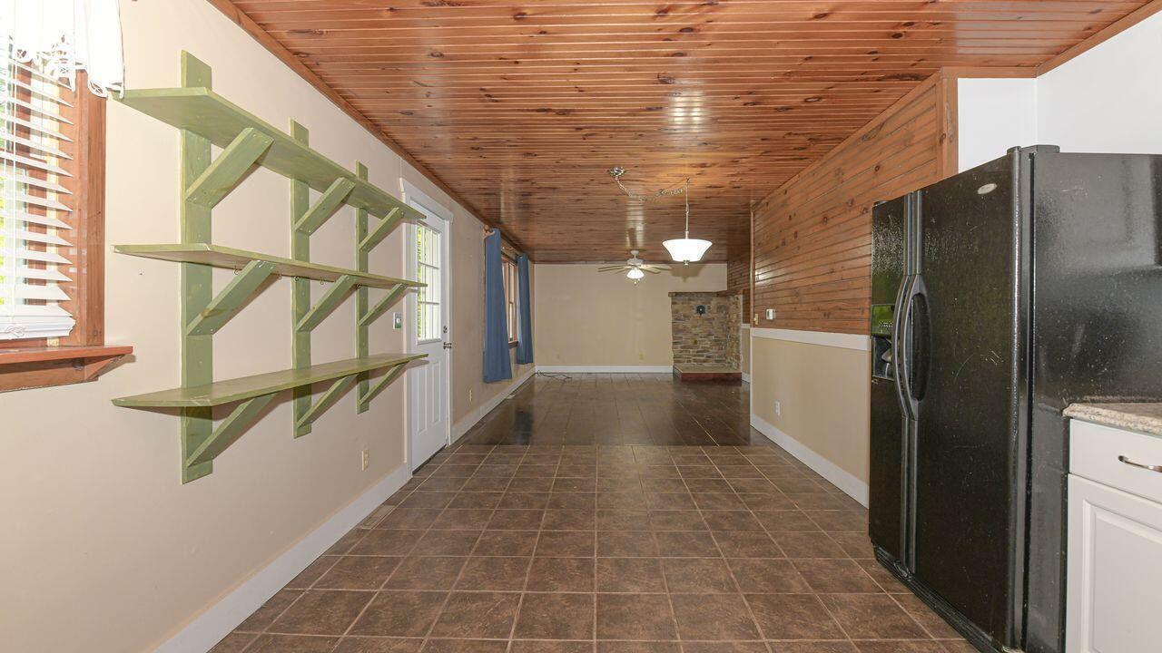 561 Harrison Road Naples, ME 04055 - Photo 8 of 38 Nielsen 29