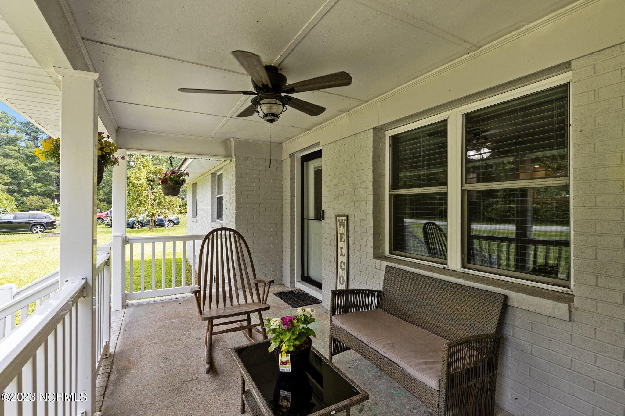 420 Pine Cliff Road Havelock, NC 28532 - Photo 3 of 39 Front Porch