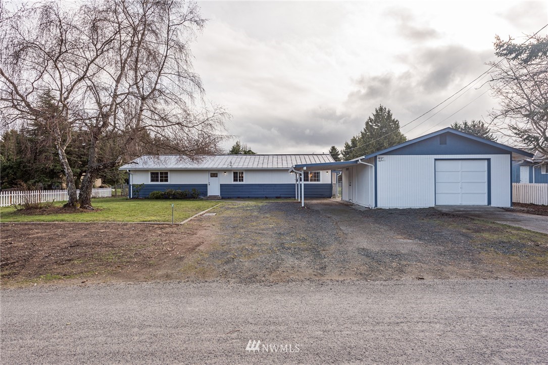 312 Heuhslein Road Port Angeles, WA 98362 - Photo 1 of 39 Gallery Image 1