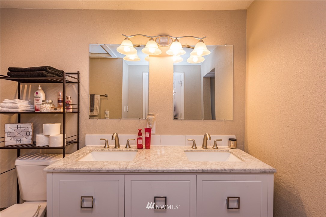 312 Heuhslein Road Port Angeles, WA 98362 - Photo 14 of 39 Gallery Image 14