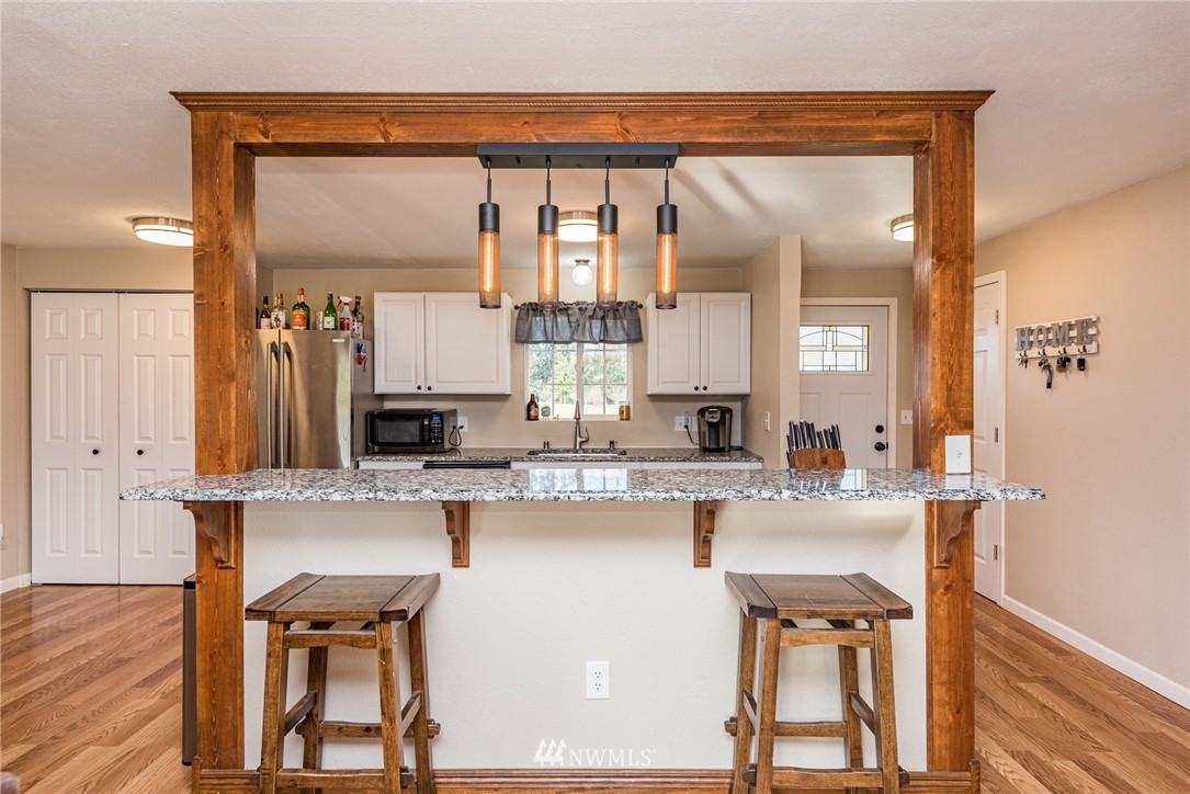 312 Heuhslein Road Port Angeles, WA 98362 - Photo 6 of 39 Gallery Image 6
