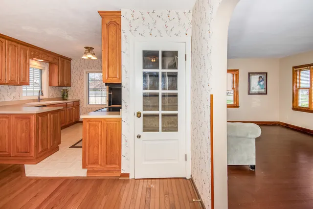 $328,000 | 2110 East Oakland Avenue, Bloomington, IL 61701