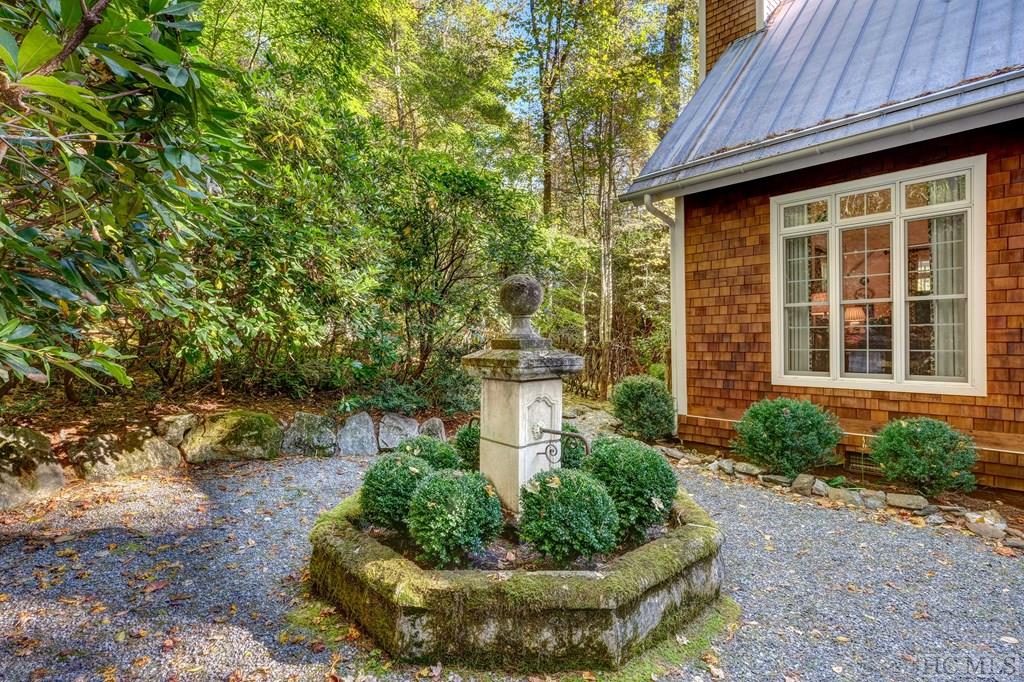 75 Billy Cabin Road Highlands, NC 28741 - Photo 22 of 28 Gallery Image 22