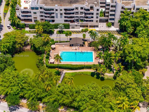 $1,500,000 | 141 Crandon Boulevard, Unit 446, Key Biscayne, FL 33149