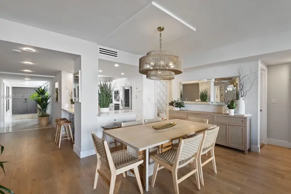 $1,500,000 | 141 Crandon Boulevard, Unit 446, Key Biscayne, FL 33149