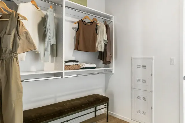 $4,000 | 225 North Elizabeth Street, Unit 709, Chicago, IL 60607