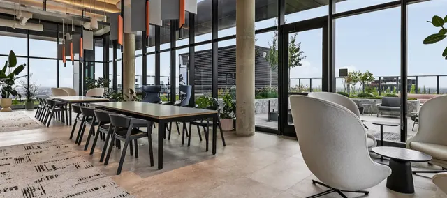 $3,795 | 225 North Elizabeth Street, Unit 709, Chicago, IL 60607