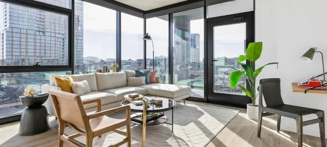 $4,000 | 225 North Elizabeth Street, Unit 709, Chicago, IL 60607