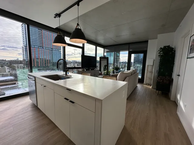 $3,795 | 225 North Elizabeth Street, Unit 709, Chicago, IL 60607