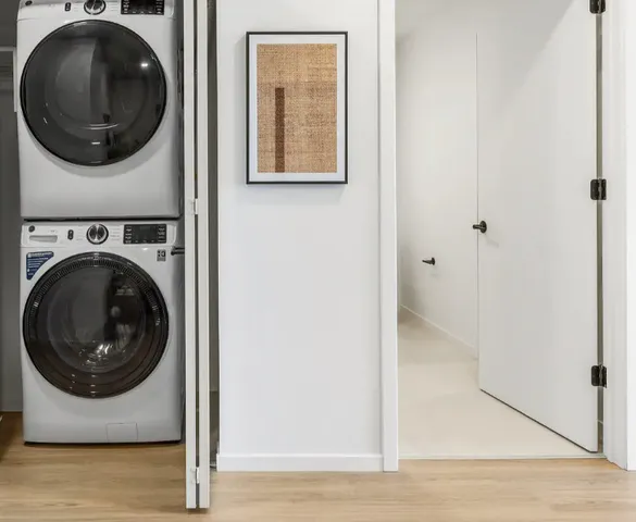 $4,000 | 225 North Elizabeth Street, Unit 709, Chicago, IL 60607