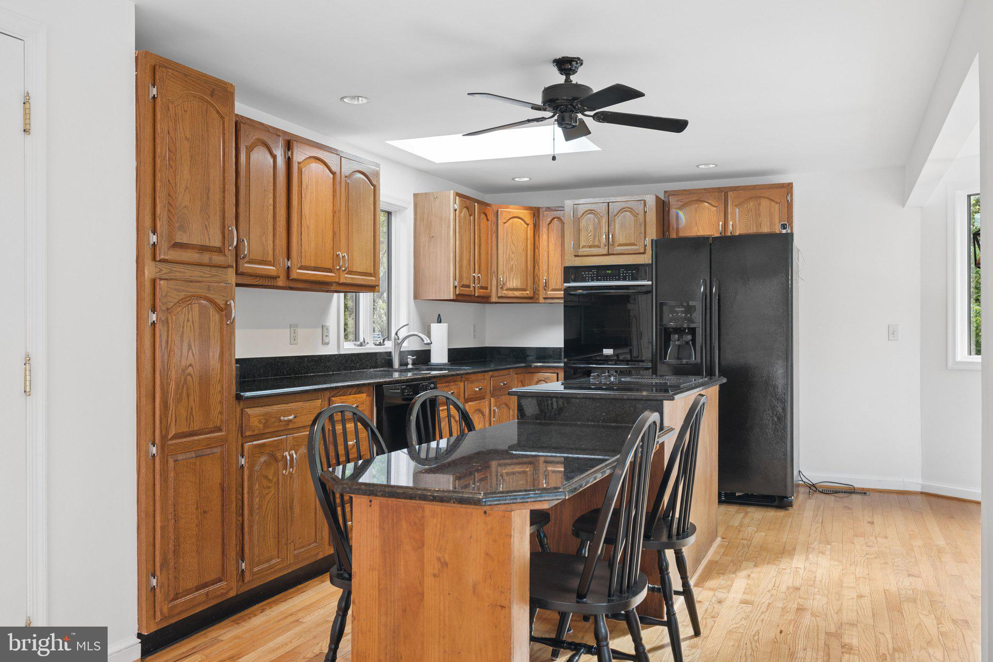 8328 Gue Road Damascus, MD 20872 - Photo 12 of 100 Kitchen