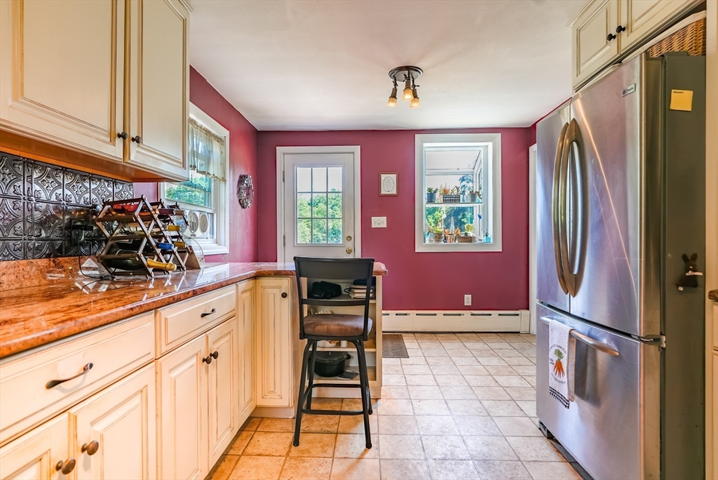 1236 Main Street Acushnet, MA 02743 - Photo 8 of 36