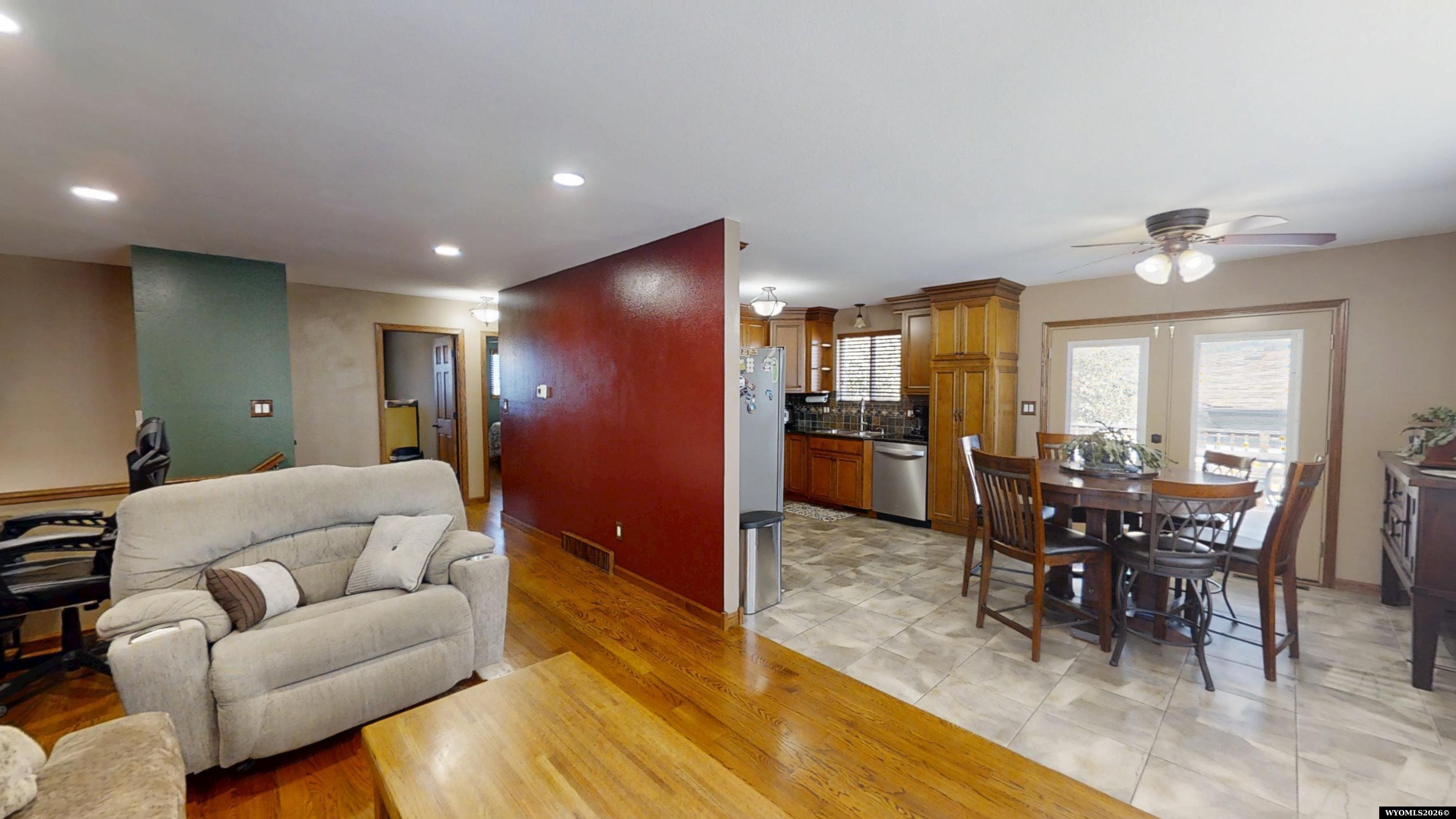 3684 Ridgecrest Drive Casper, WY 82604 - Photo 4 of 42 Gallery Image 4