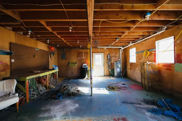 $260,000 | 4 Water Street, Vinalhaven, ME 04863