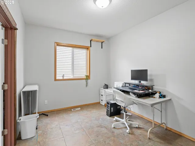 a view of workspace with workspace