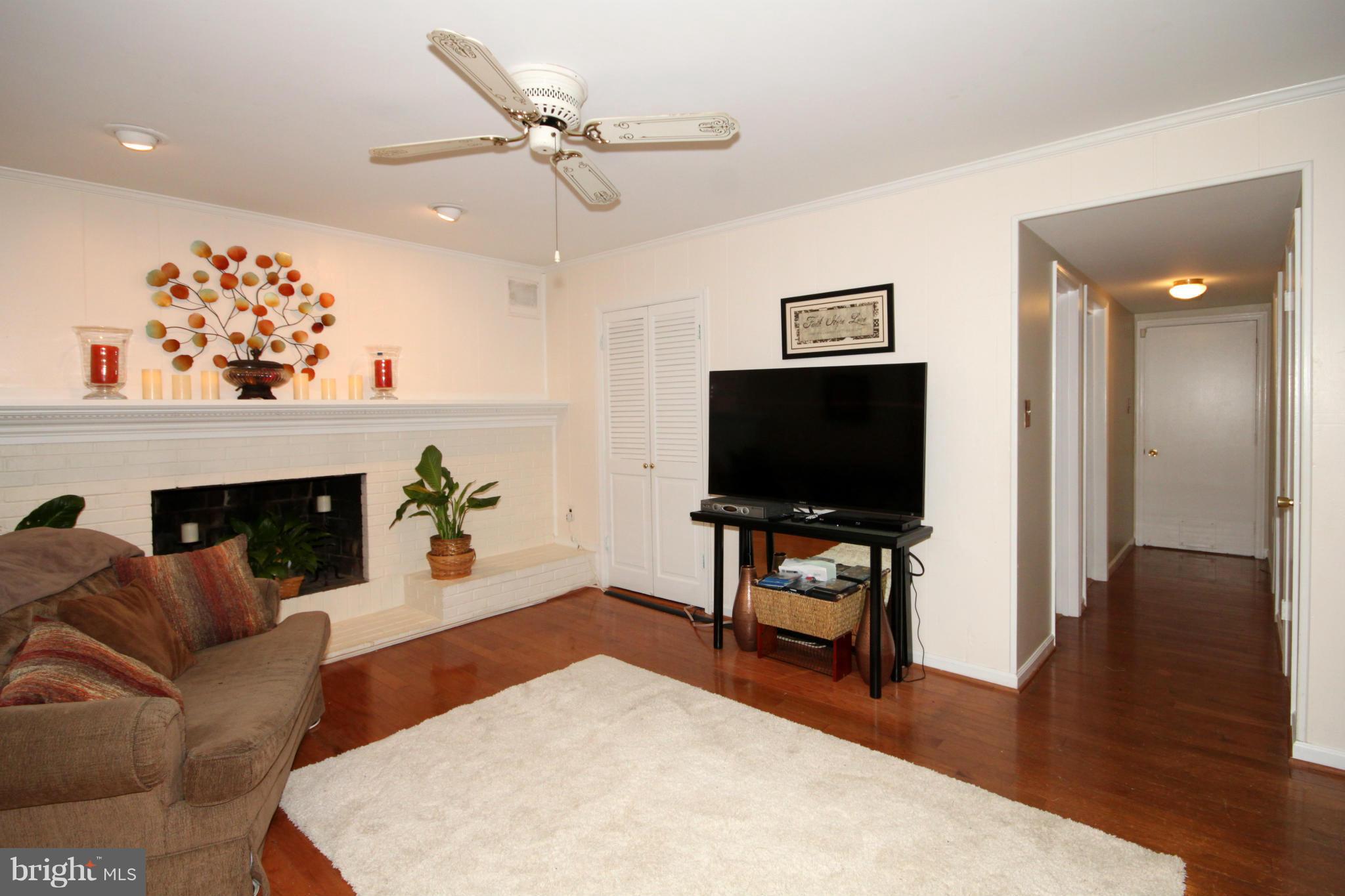 10014 Marshall Pond Road Burke, VA 22015 - Photo 13 of 29 Family Room