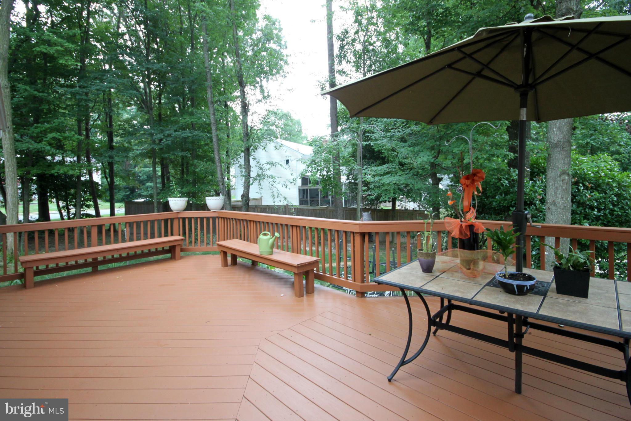 10014 Marshall Pond Road Burke, VA 22015 - Photo 24 of 29 Exterior (Rear)