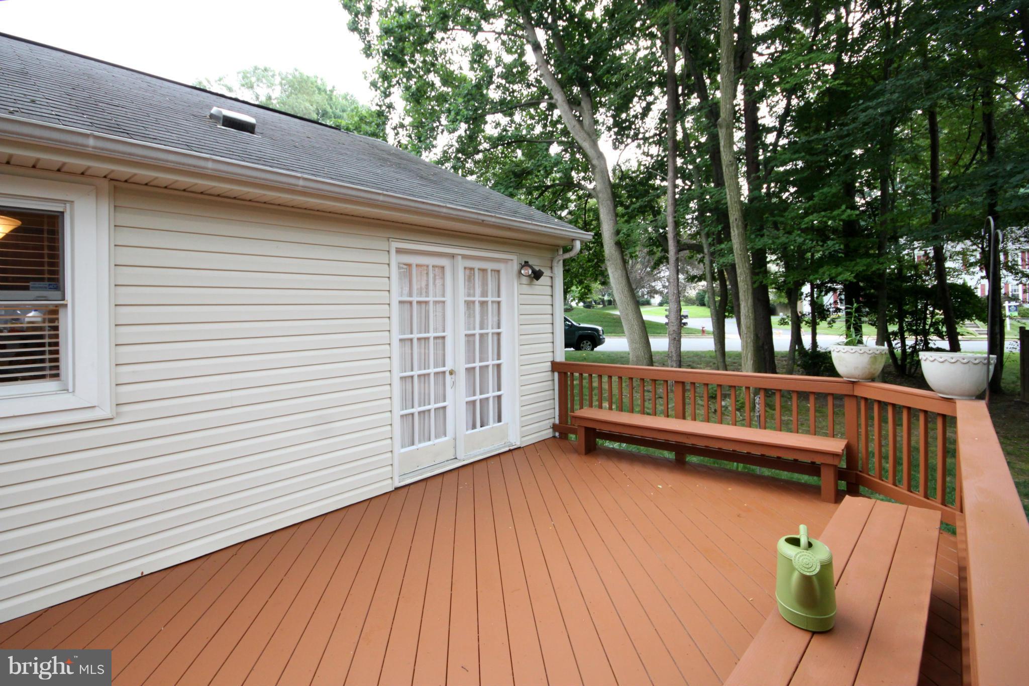 10014 Marshall Pond Road Burke, VA 22015 - Photo 25 of 29 Exterior (Rear)