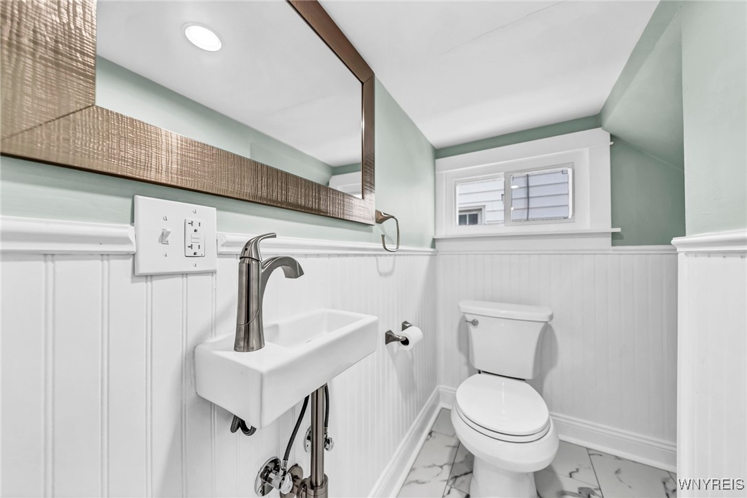 112 Wardman Road Tonawanda Town, NY 14217 - Photo 12 of 19