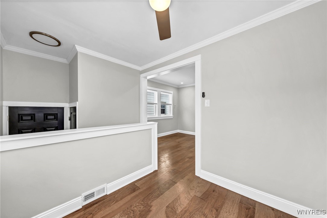 112 Wardman Road Tonawanda Town, NY 14217 - Photo 3 of 19