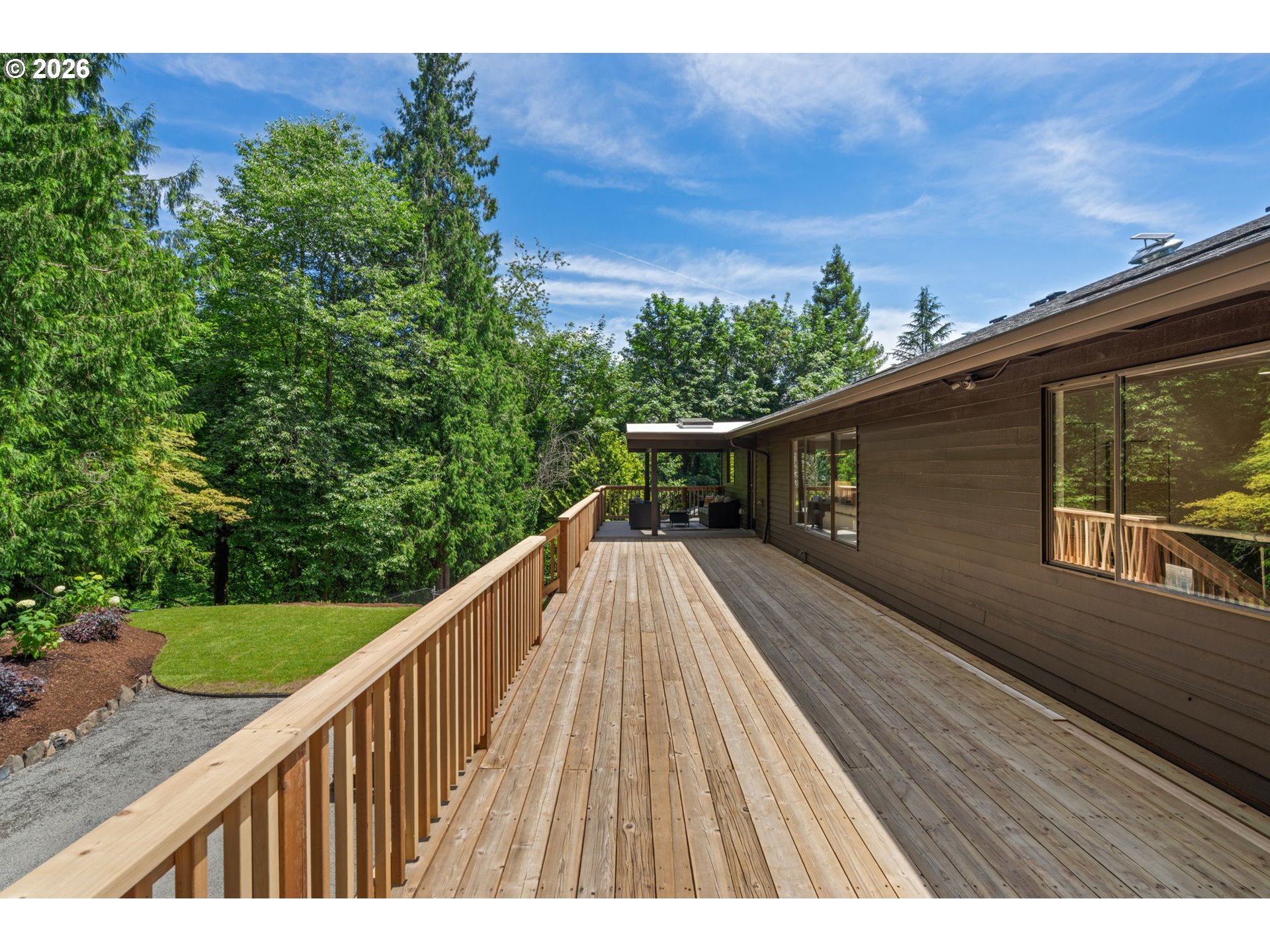 2835 Southwest Raleighview Drive Portland, OR 97225 - Photo 37 of 42 Gallery Image 37