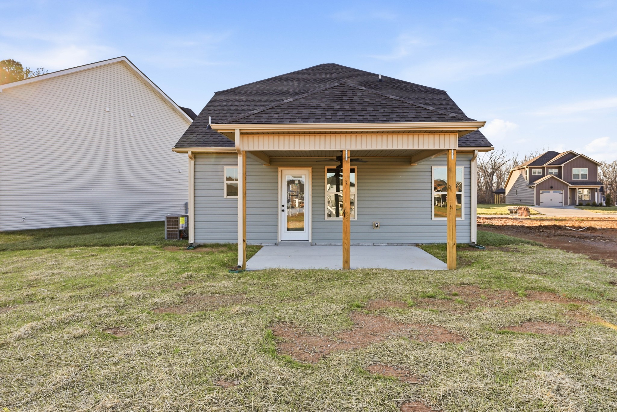 195 Quarry View Clarksville, TN 37043 - Photo 30 of 33 a house with huge green field in front of it