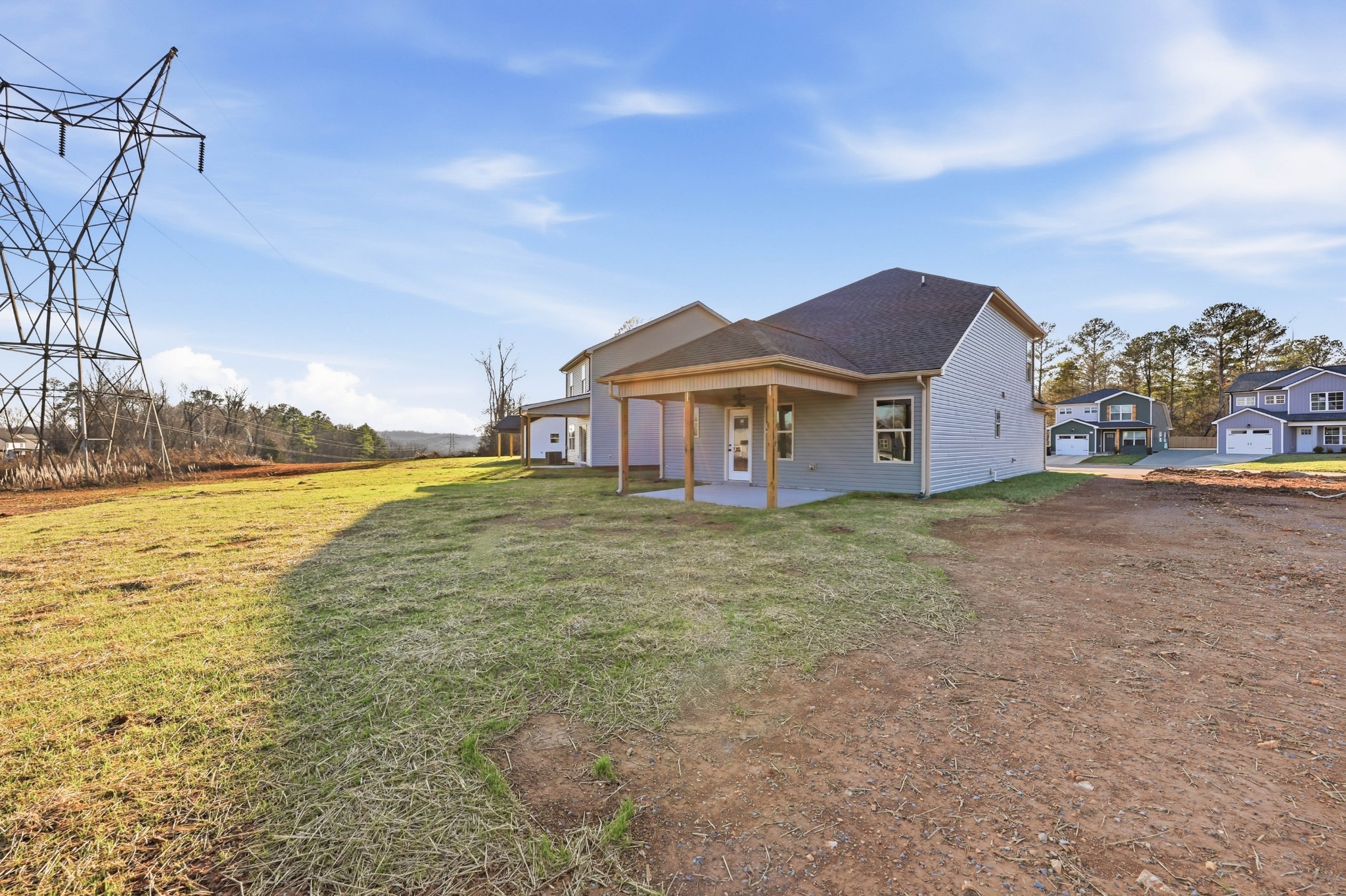 195 Quarry View Clarksville, TN 37043 - Photo 33 of 33 a front view of a house with a garden and lake view