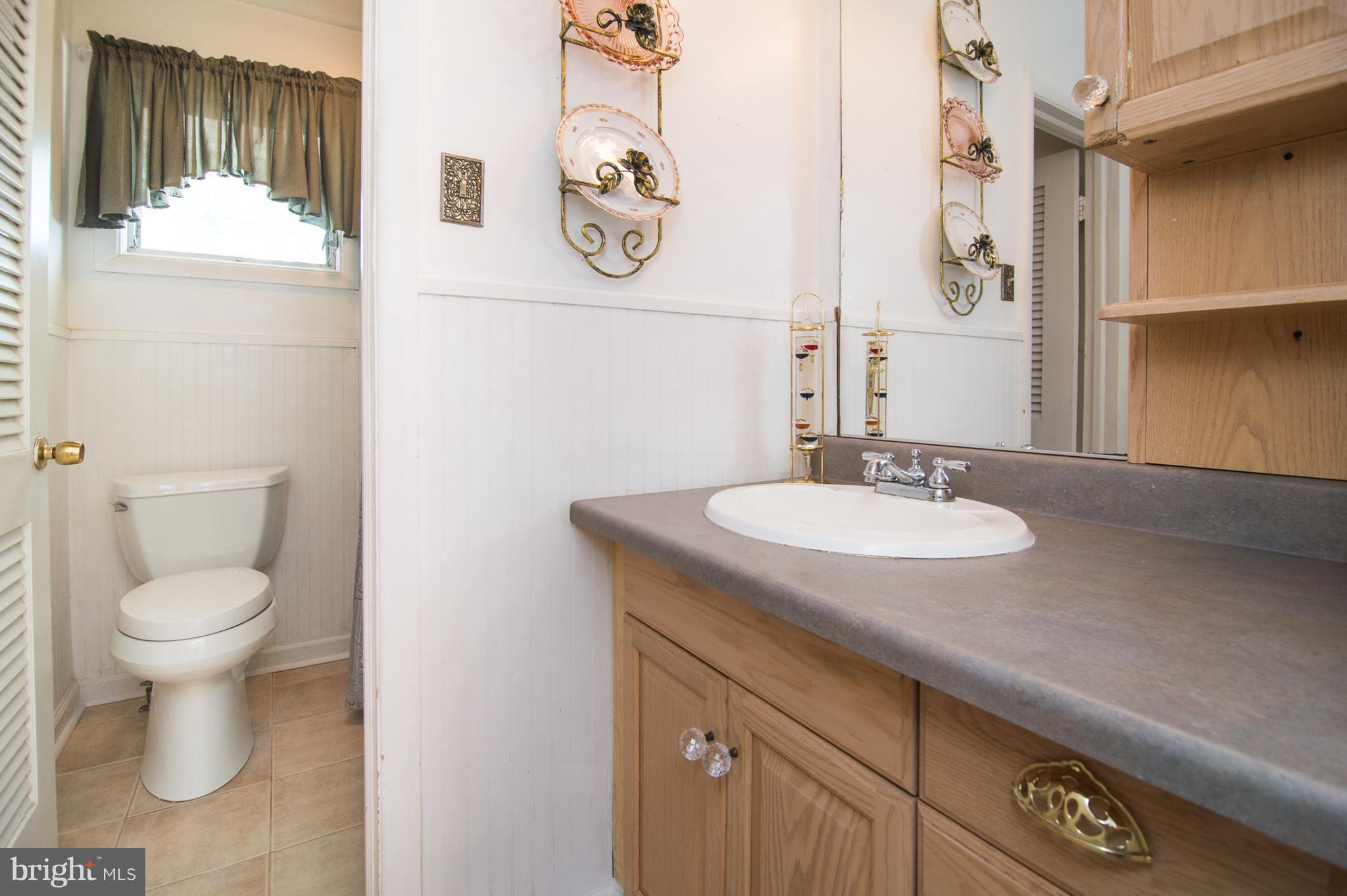9223 Orbitan Road Baltimore, MD 21234 - Photo 21 of 30 Bath