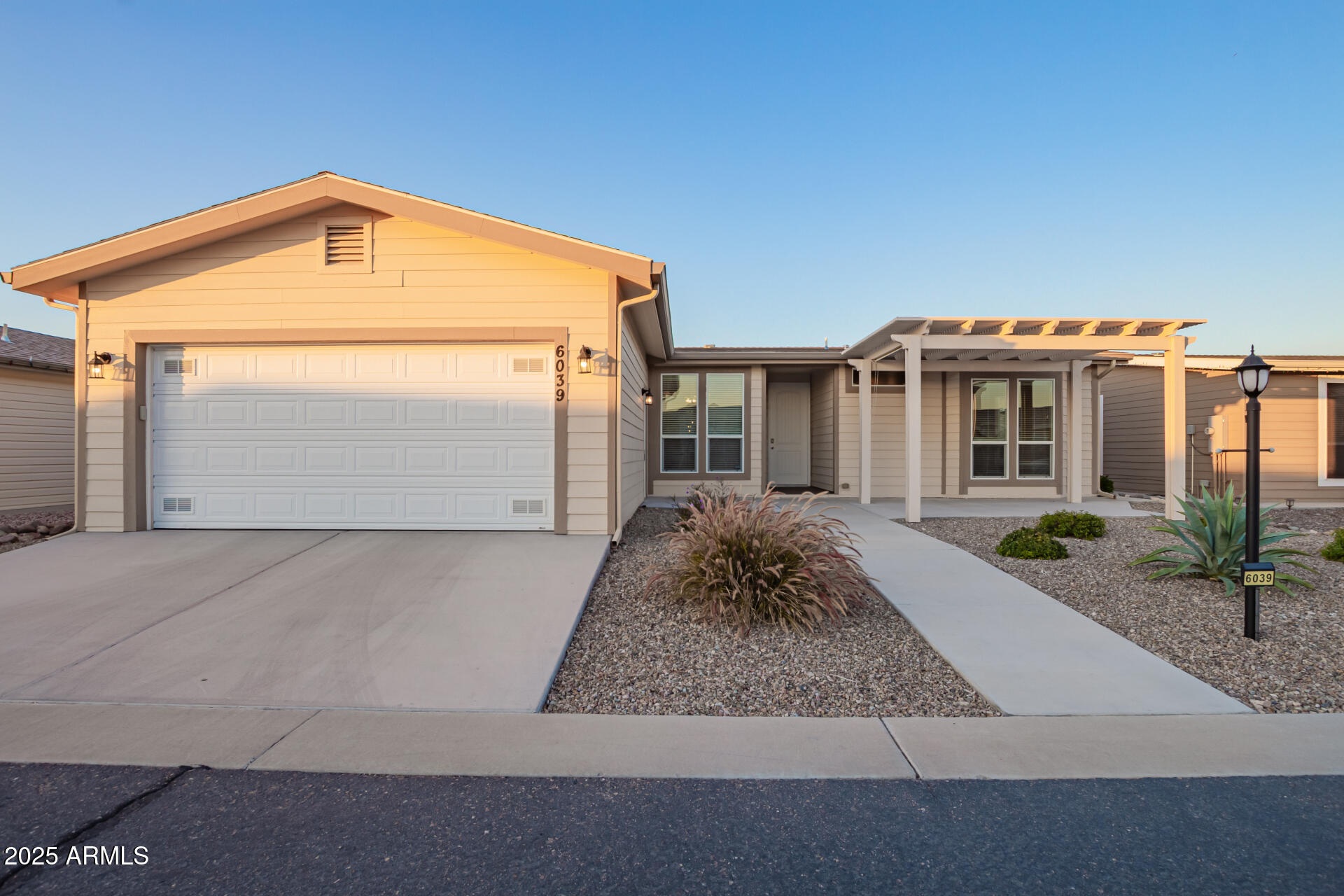 3301 South Goldfield Road, Unit 6039 Apache Junction, AZ 85119 - Photo 2 of 46