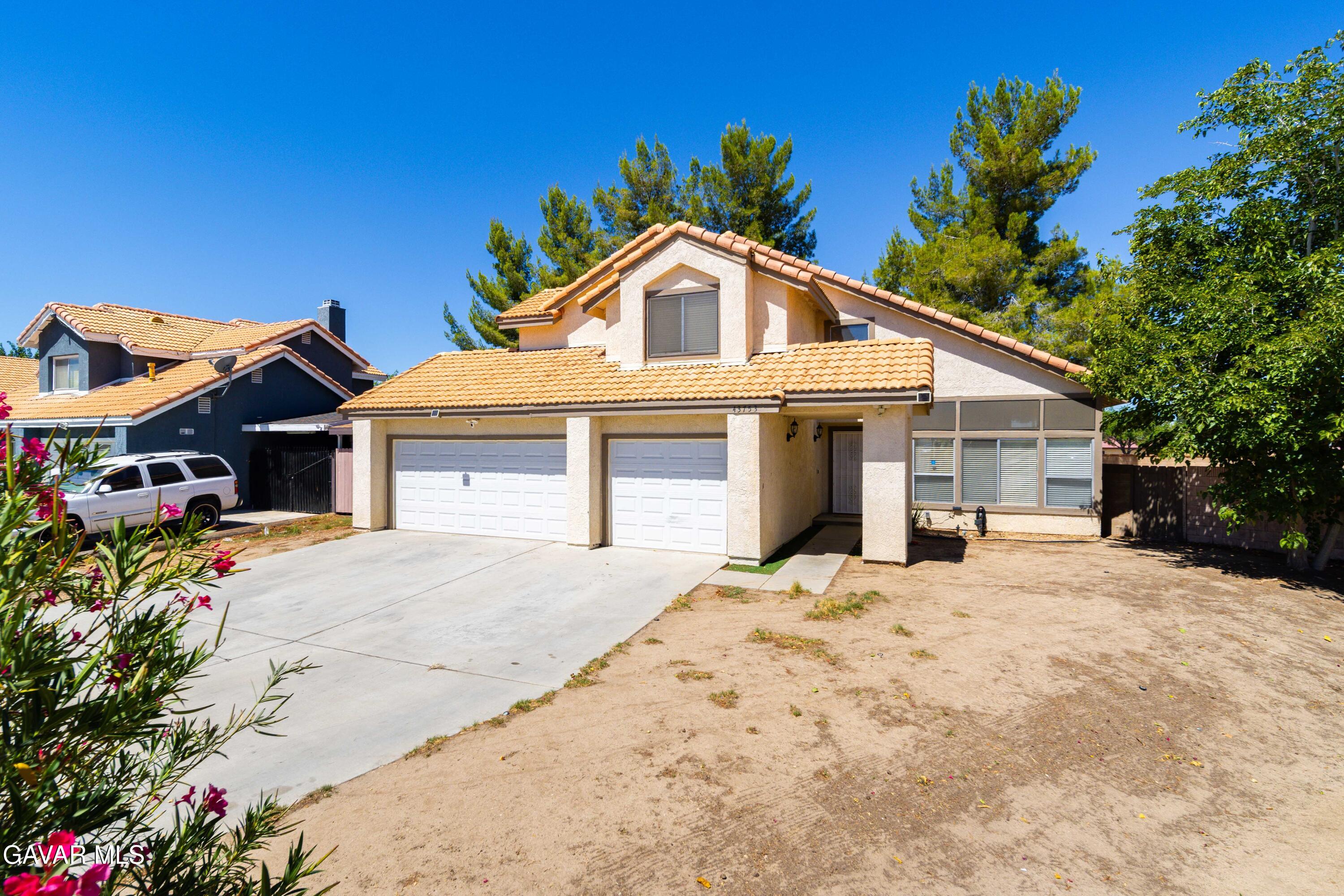 43753 Rialto Drive Lancaster, CA 93535 - Photo 31 of 38 43753 Rialto Dr Lancaster-2