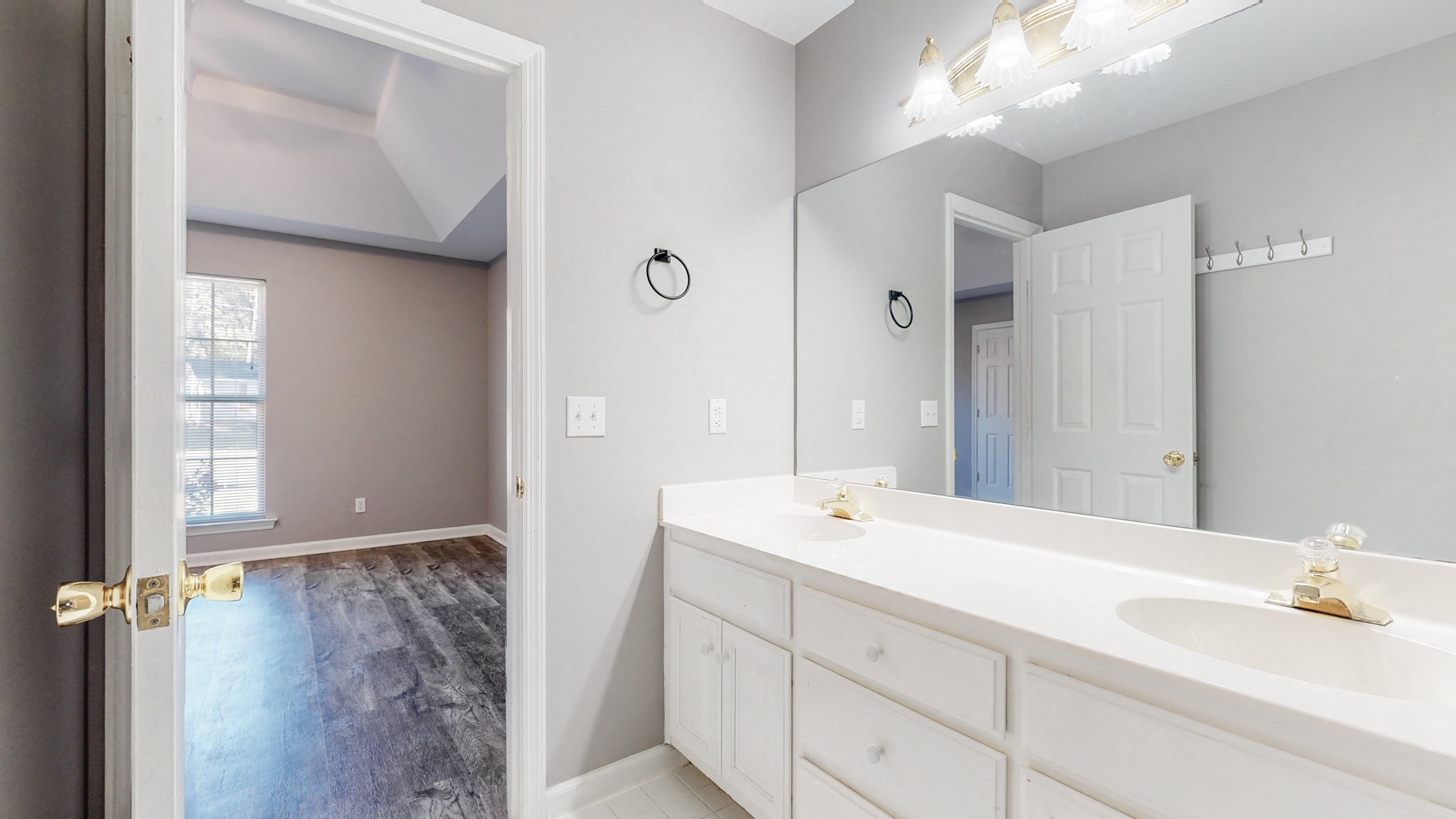 800 Sunset Point Mount Juliet, TN 37122 - Photo 18 of 46 Gallery Image 18