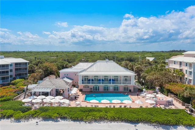 $10,000 | 1400 Winding Oaks Circle West, Unit A404, Vero Beach, FL 32963