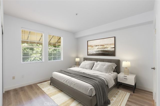 $3,300 | 12407 Moorpark Street, Unit 103, Studio City, CA 91604