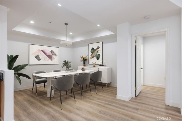 $3,300 | 12407 Moorpark Street, Unit 103, Studio City, CA 91604